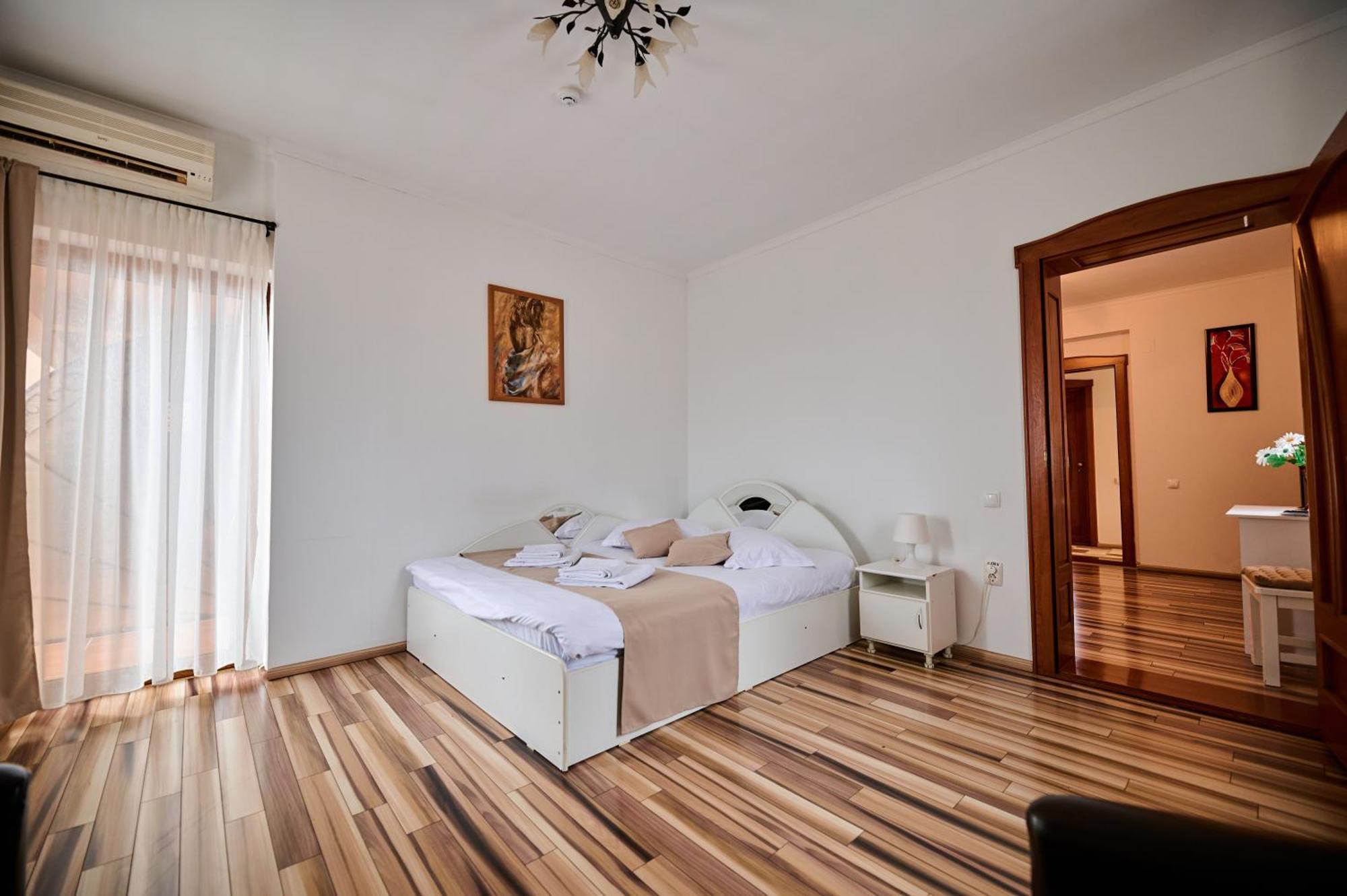 Pensiunea Kenza Targu Mures Ngoại thất bức ảnh