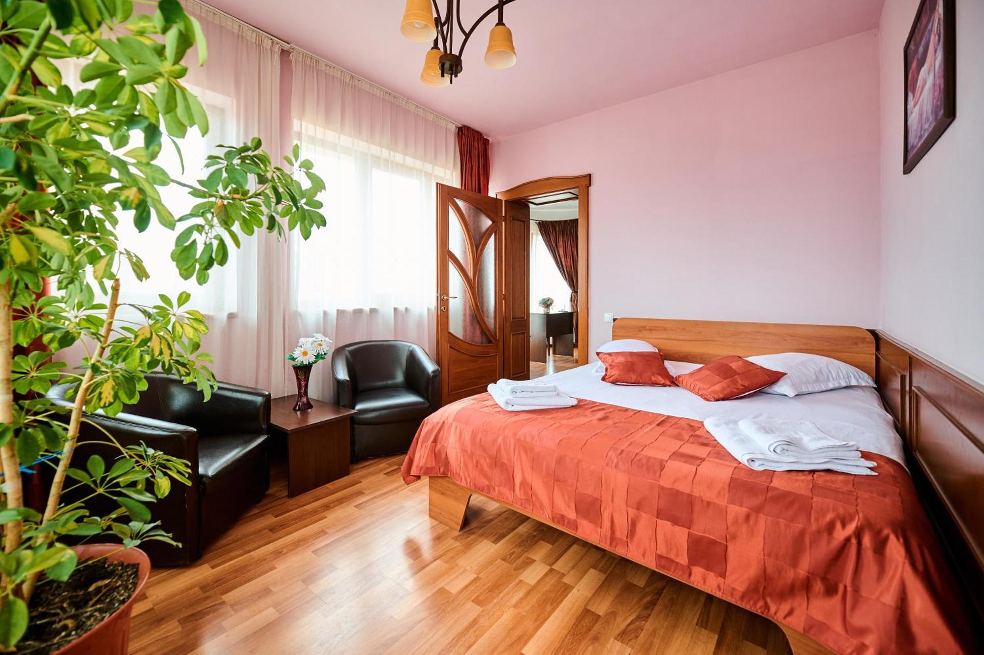 Pensiunea Kenza Targu Mures Ngoại thất bức ảnh