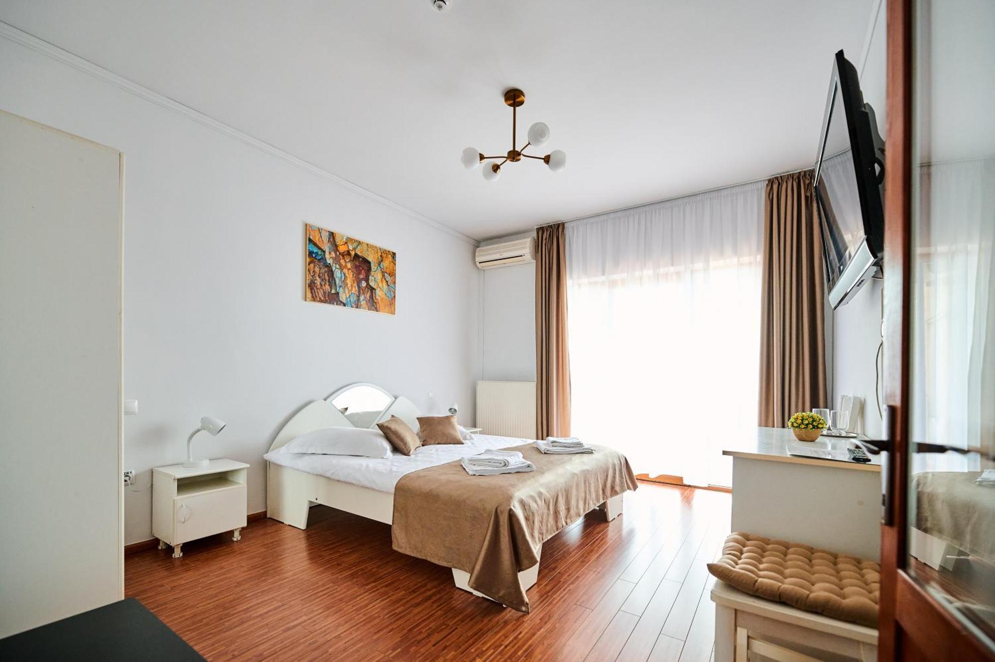 Pensiunea Kenza Targu Mures Ngoại thất bức ảnh